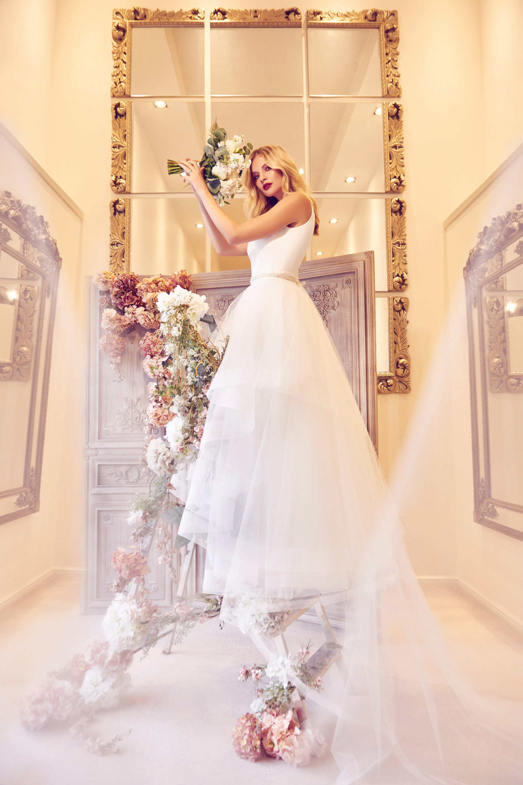 Sweet v neck style with ballgown tull skirt