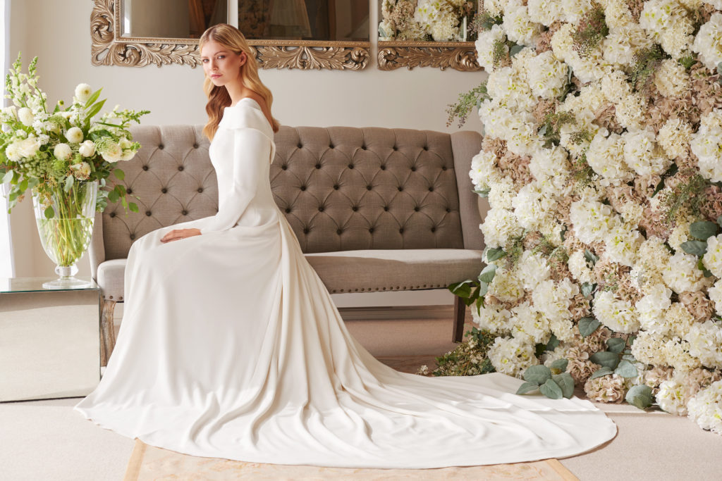 Match your Classic Style ROX Jewellery to your Valentina Wedding Dress from the Couture Collection 