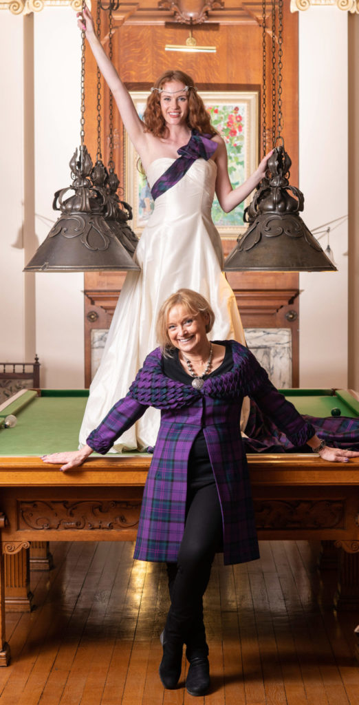 Welcome the show must go online ! ! Tartan Spiritcoat with pleated collar and cuffs