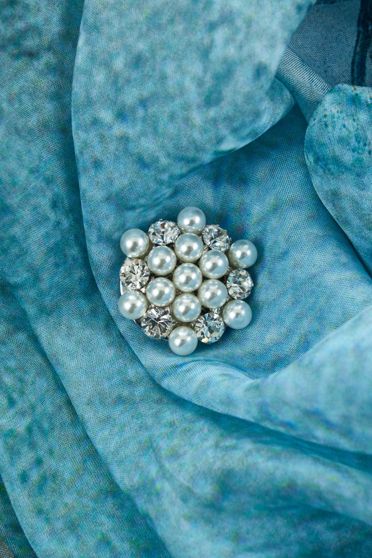 svovl Tyggegummi frø Small Pearl Magnetic Brooch | Luxury Wedding Accessories