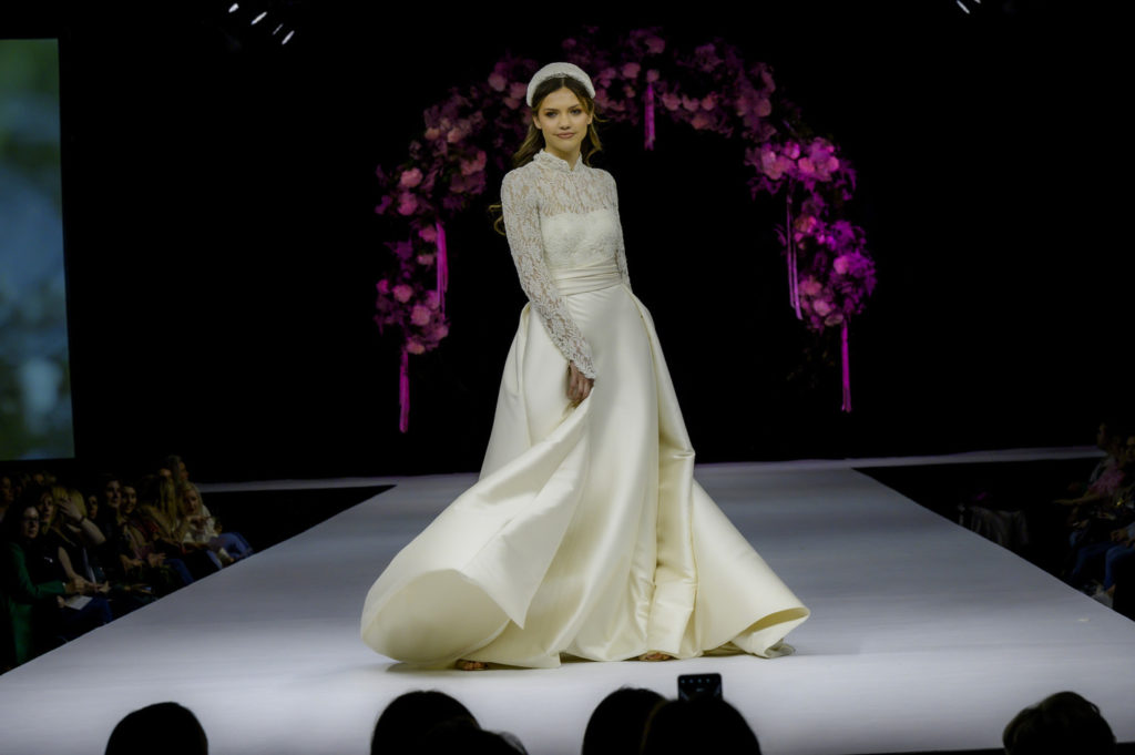 lace princess grace kelly wedding dress vintage catwalk