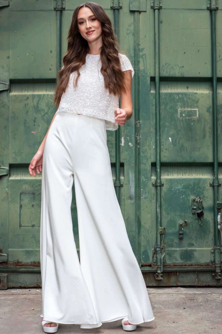 bridal trousers for a trendy unique chic and stylish modern bride non-traditional wedding