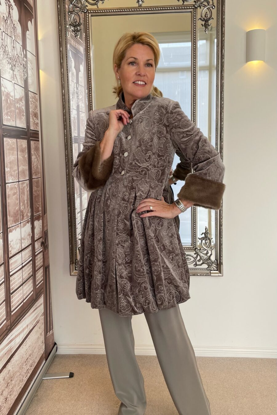 petite and slimming mother of the bride look