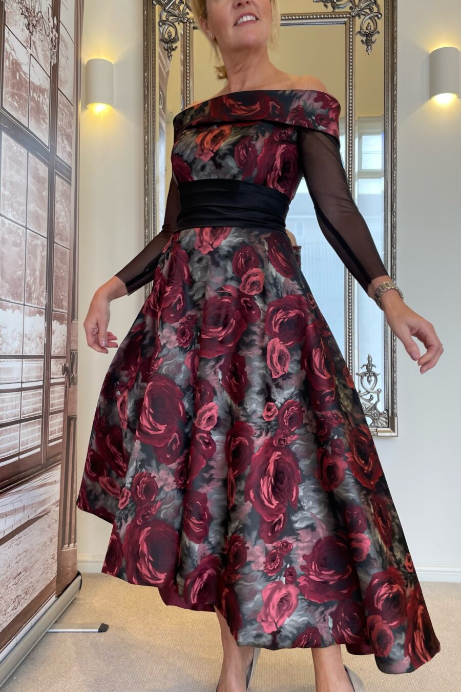 Timeless elegant red mother of the bride size 10 sample couture